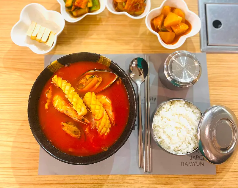 Jjamppongbab